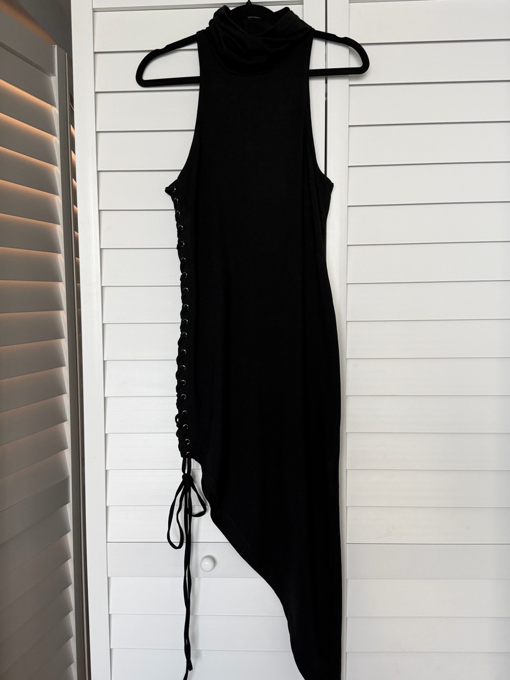 Sleeveless Black Asymmetrical Lace-Up Dress